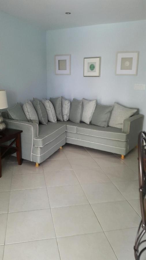 Lantana Barbados Condos Saint James Exterior foto