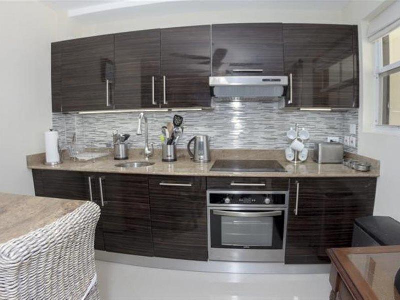 Lantana Barbados Condos Saint James Exterior foto